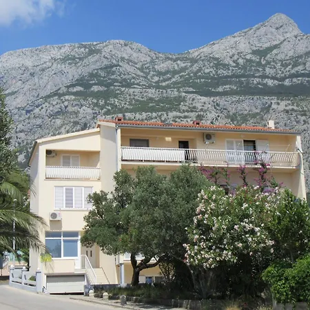 Marin- Appartamento *