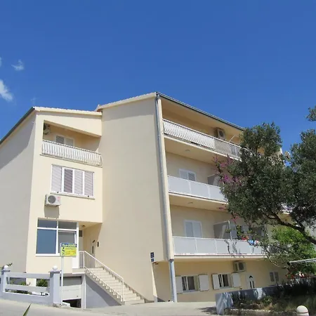 Marin- Apartament Makarska